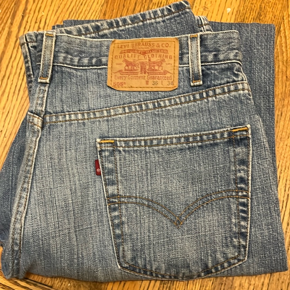 Brand new blue jeans by Levi Strauss size 36 34